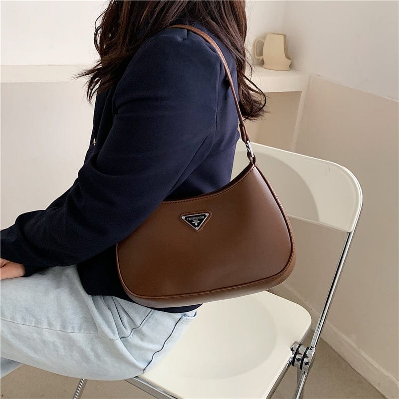 Fashion Trendy Underarm Purses 2022 Girls Designer Underarm Bags Young Lady Custom Logo Handbags For Female