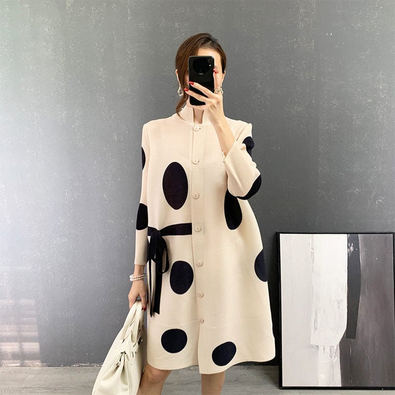 Free / Beige OUDINA New Style Tie-breasted Cardigan Loose Pleat Polka Dot Plus Size Casual Vintage Pleated Women Elegant Dresses