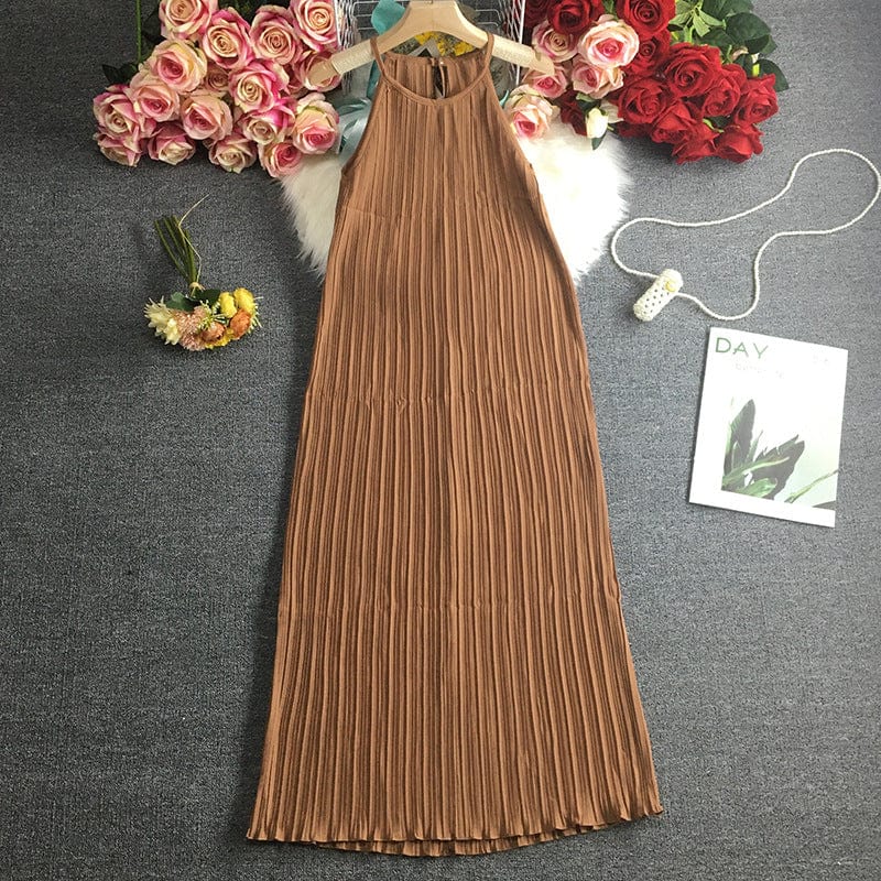 Free / Khaki Coldker Holiday Beach Sleeveless Halter Dress Multicolor Pleated Design High Waist A Line Vestido Sexy O Neck Pullover Ropa