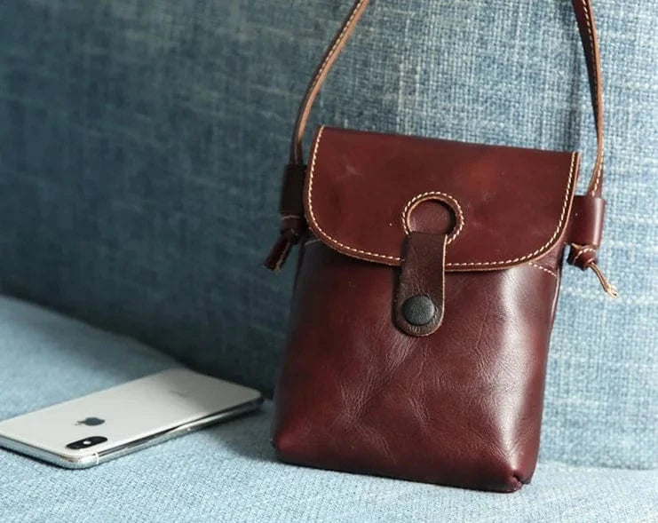 Genuine Leather Crossbody Messenger Bag Brief Style Portable Phone Bag Small Bag For Girls