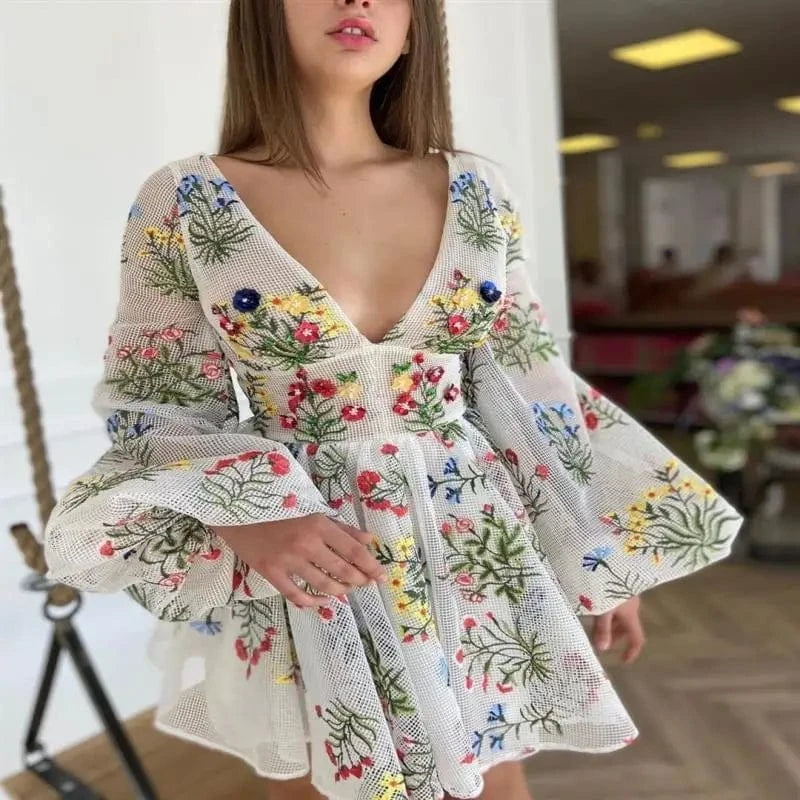 High Quality Summer New Women's Mesh Embroidery Design Lantern Sleeve Fairy Dress Birthday Party Dress