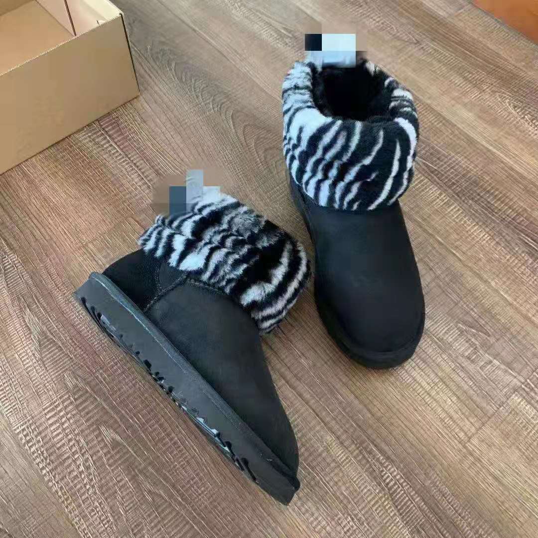 High quality winter must have women men kids size support make logo sheepskin wool on the boot shoes