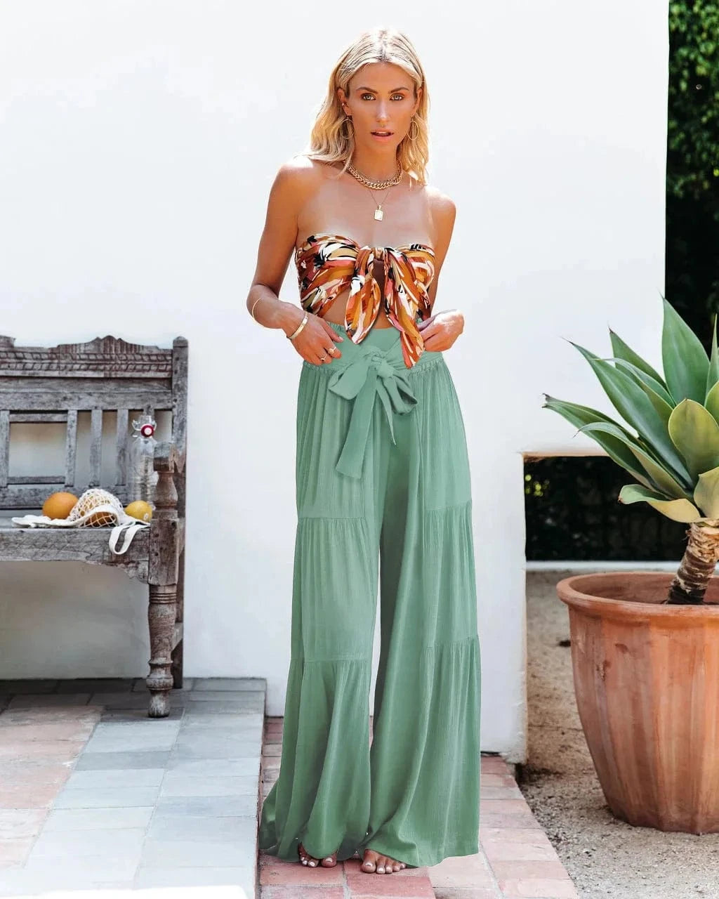 Hot Selling Fashionable Style Strap Elastic Waist Pleated Wide Leg Pants Casual Loose  Women's Trousers