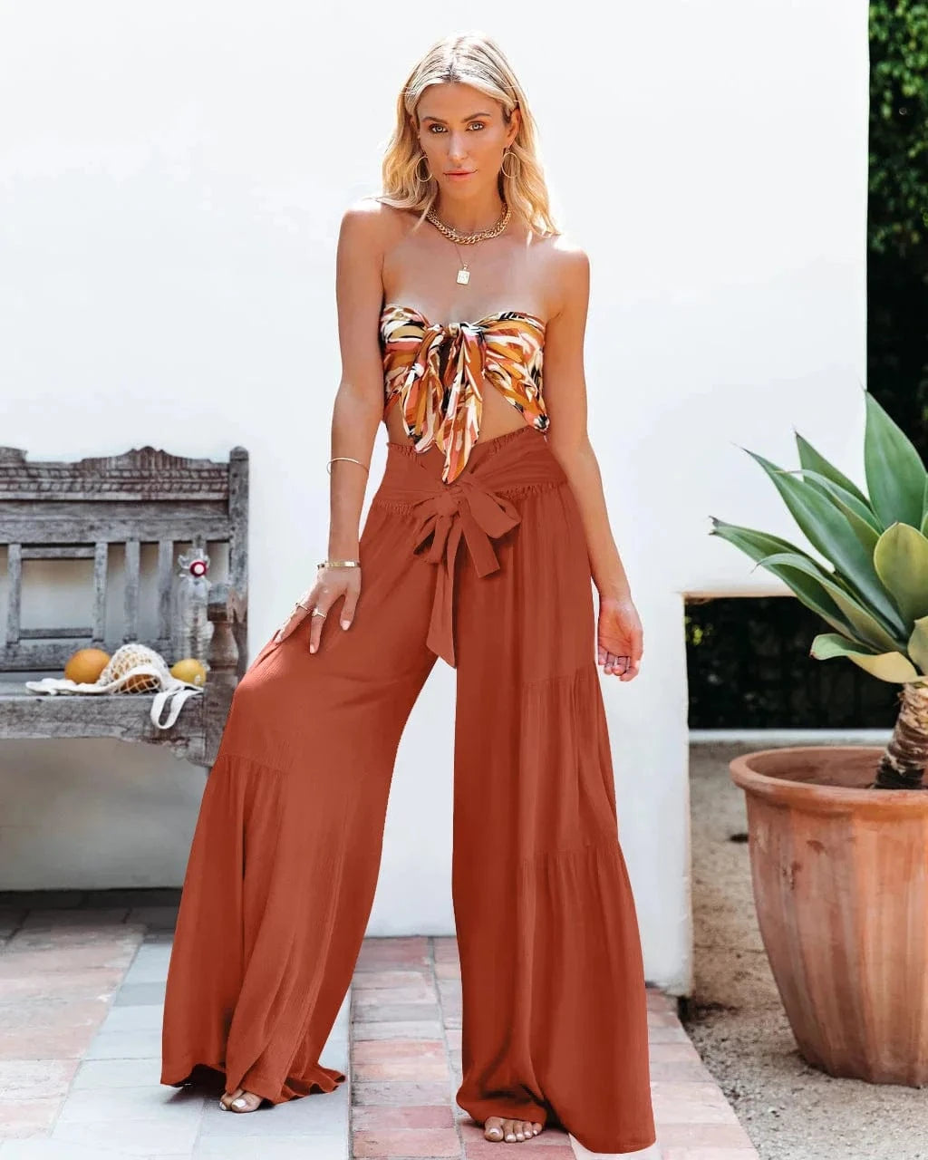 Hot Selling Fashionable Style Strap Elastic Waist Pleated Wide Leg Pants Casual Loose  Women's Trousers
