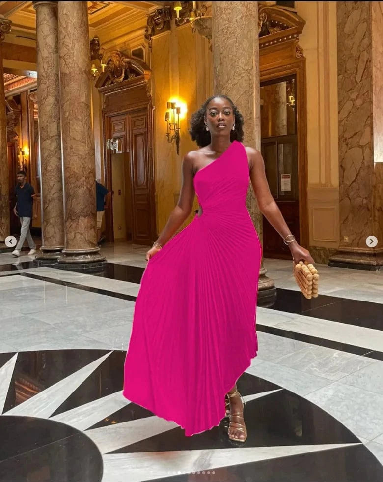 Hot selling ladies elegant party long maxi sexy dress sleeveless one single shoulder pleated women's dresses