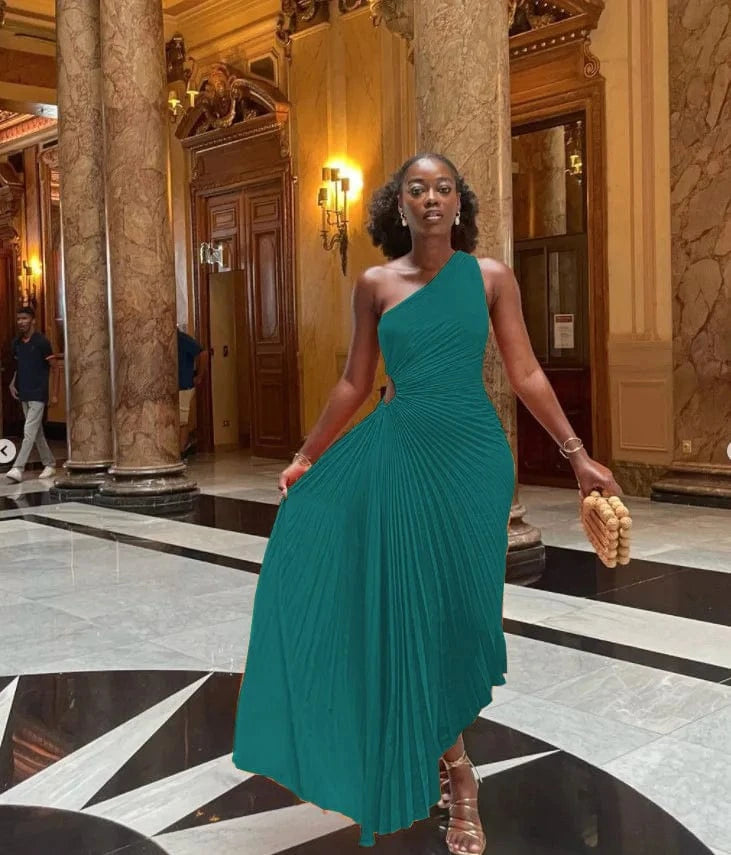 Hot selling ladies elegant party long maxi sexy dress sleeveless one single shoulder pleated women's dresses
