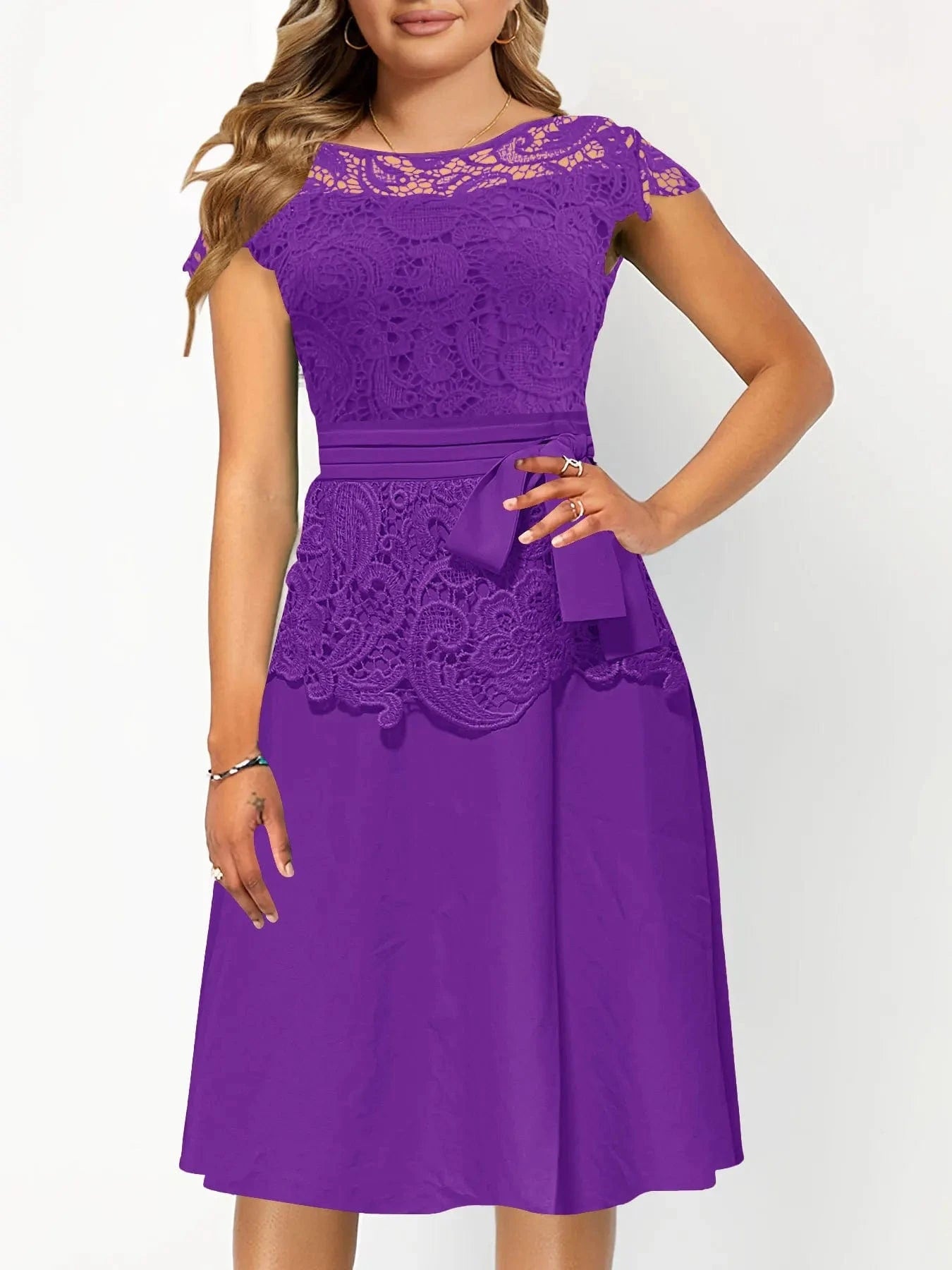 Hot Selling New Summer Plus Size Dress Fashion Lace Stitching Round Neck High Waist Swing Slim Dress