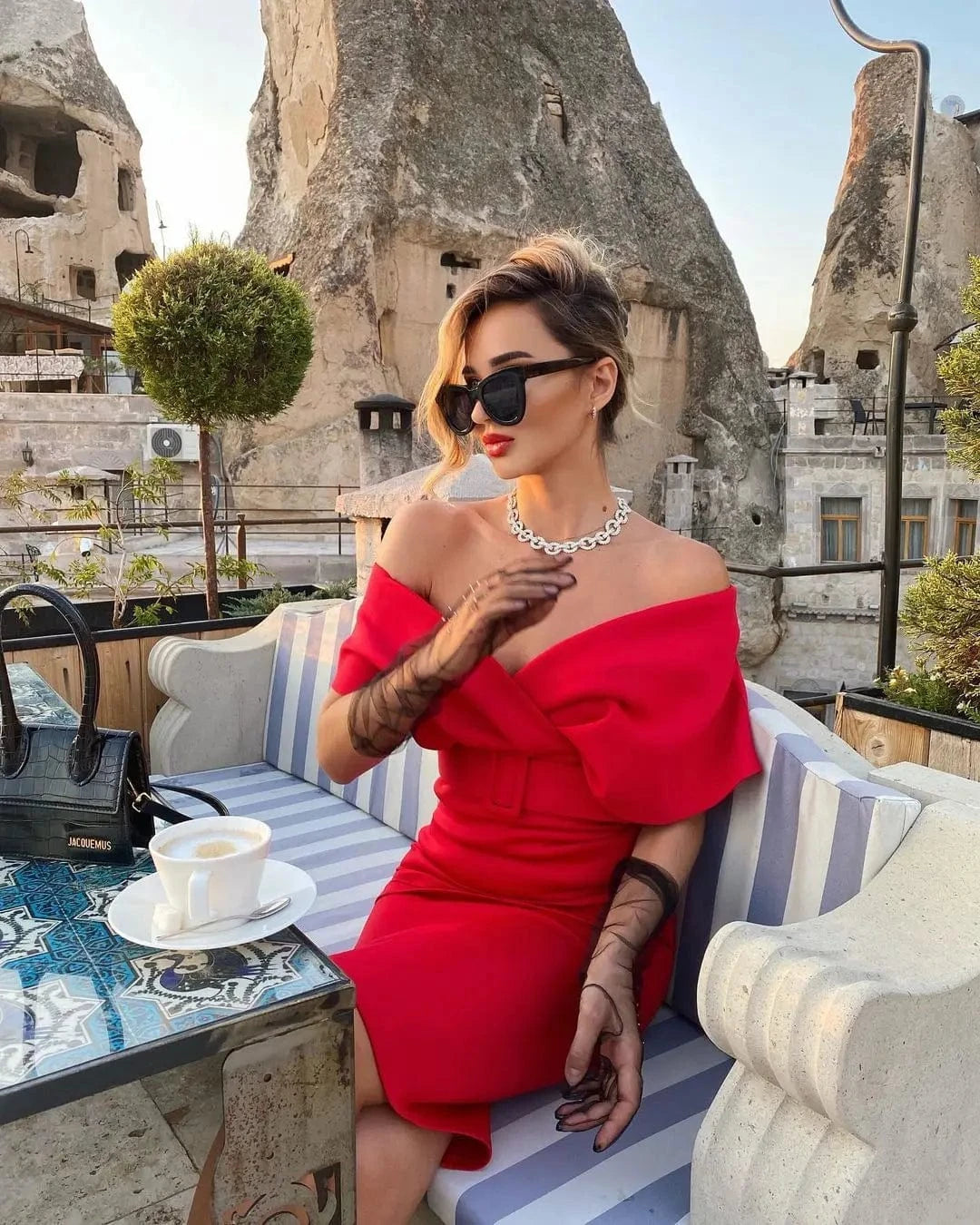 Hot Selling Women's Off The Shoulder With Belt Elegant Cocktail Dress
