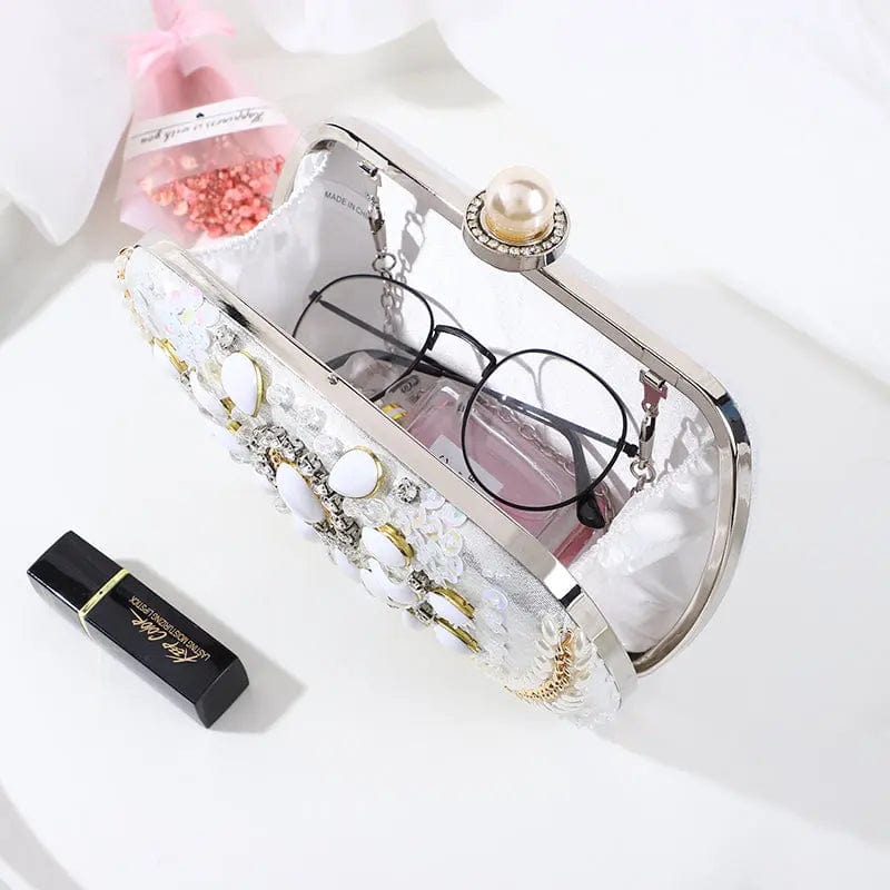 In Spot European And American High Quality Handmade Dinner Beaded Embroidered Pearl Button Dress Lady Party Bride Evening Bag