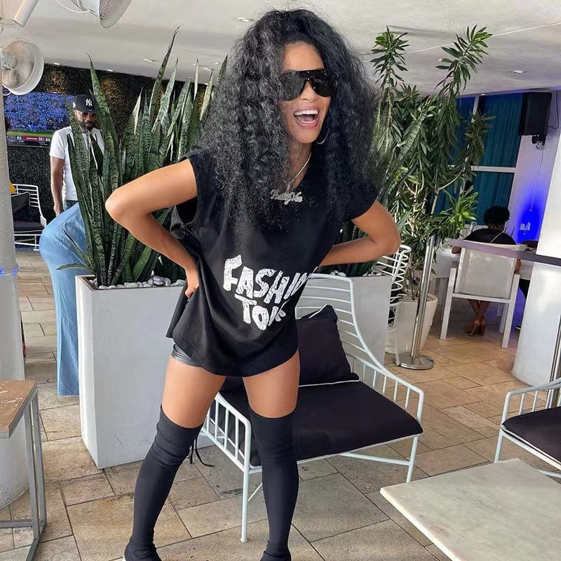 J&H 2023 new arrivals black tees with white letter print women chic graphic t shirt round neck summer tops casual wear