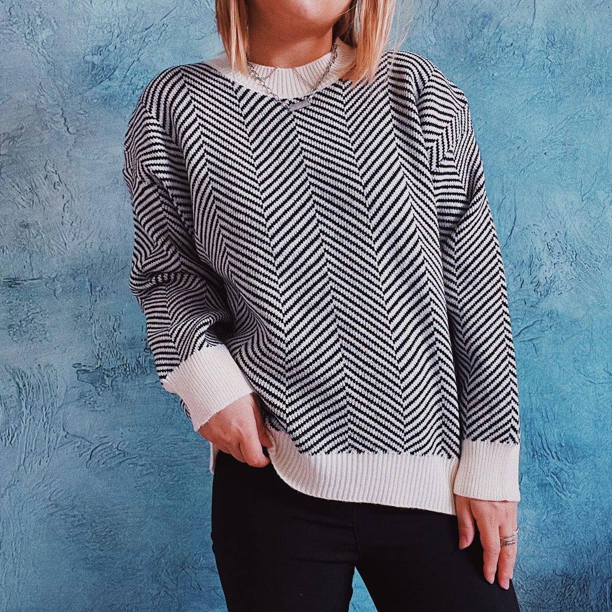 L / White 2022 Autumn And Winter New Commuter OL Slim-Fit Diagonal Striped Round Neck Long Sleeve Knitted Sweater Pullover
