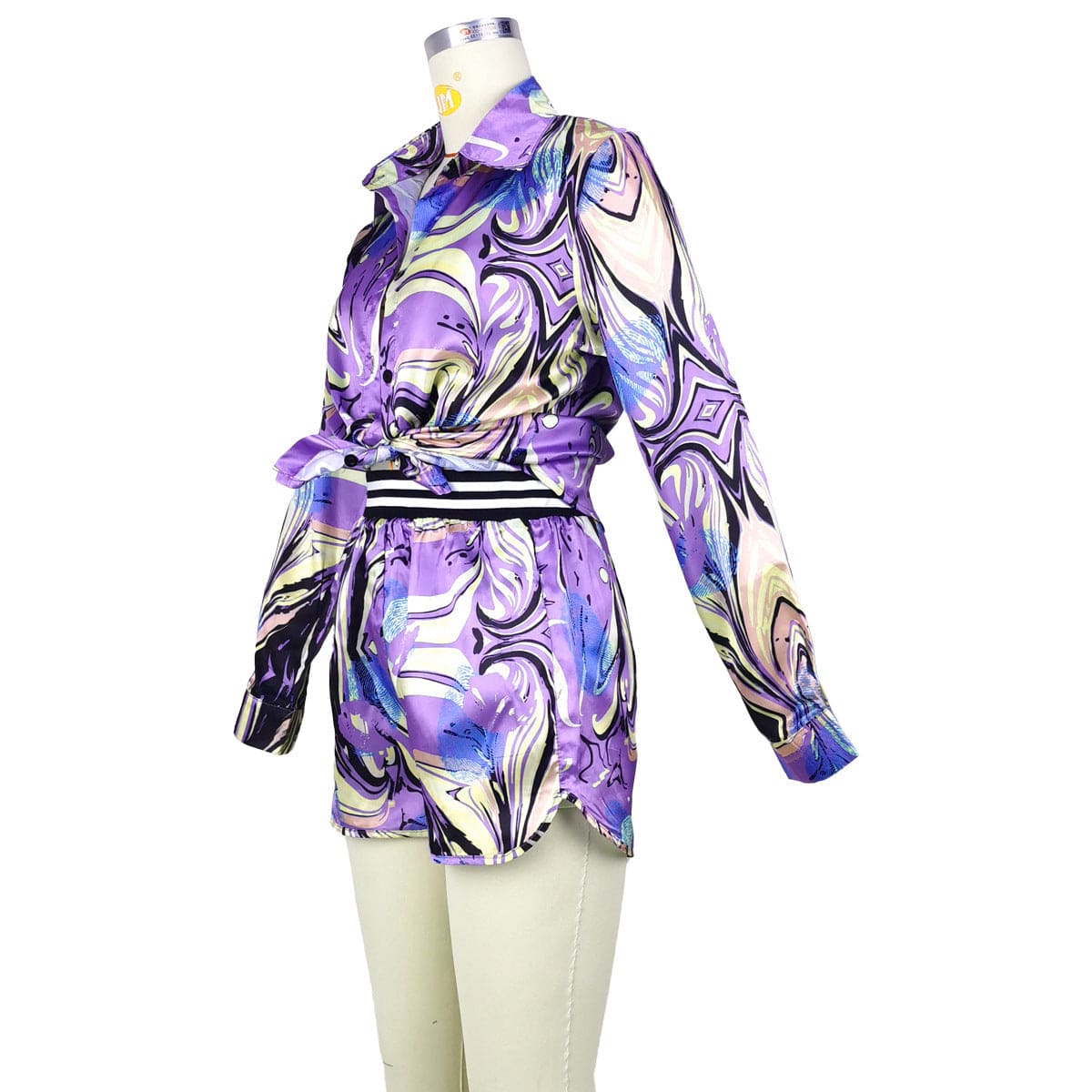Liu Ming Wholesale Fashion Women Streetwear 2023 New Arrivals Print 2 Piece Long Sleeve Crop Tops Shorts Suits