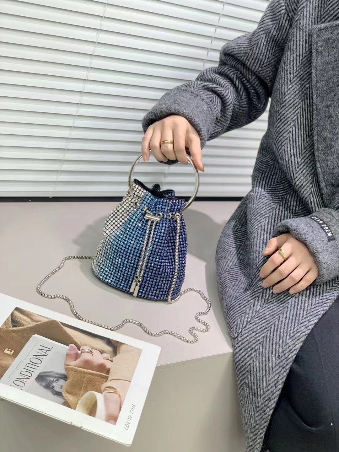 Luxury Designer Handbag Vintage Metal Handmade Rhinestone Bucket Bag Crystal Shiny Rhinestones Diamond Evening Bag Clutch Bag
