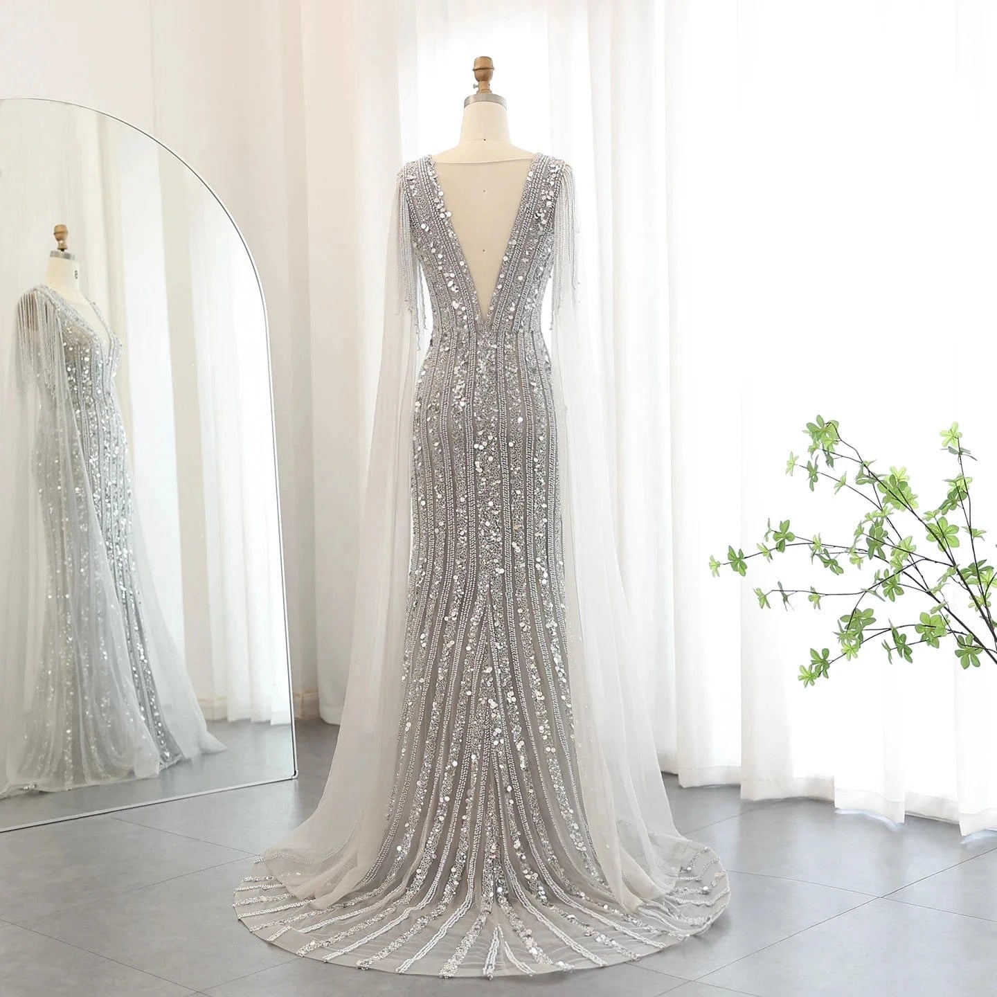 Luxury Mermaid Silver Gray Evening Dresses with Cape Sleeves Elegant Plus Size Women Wedding Guest Party Gowns SZ159