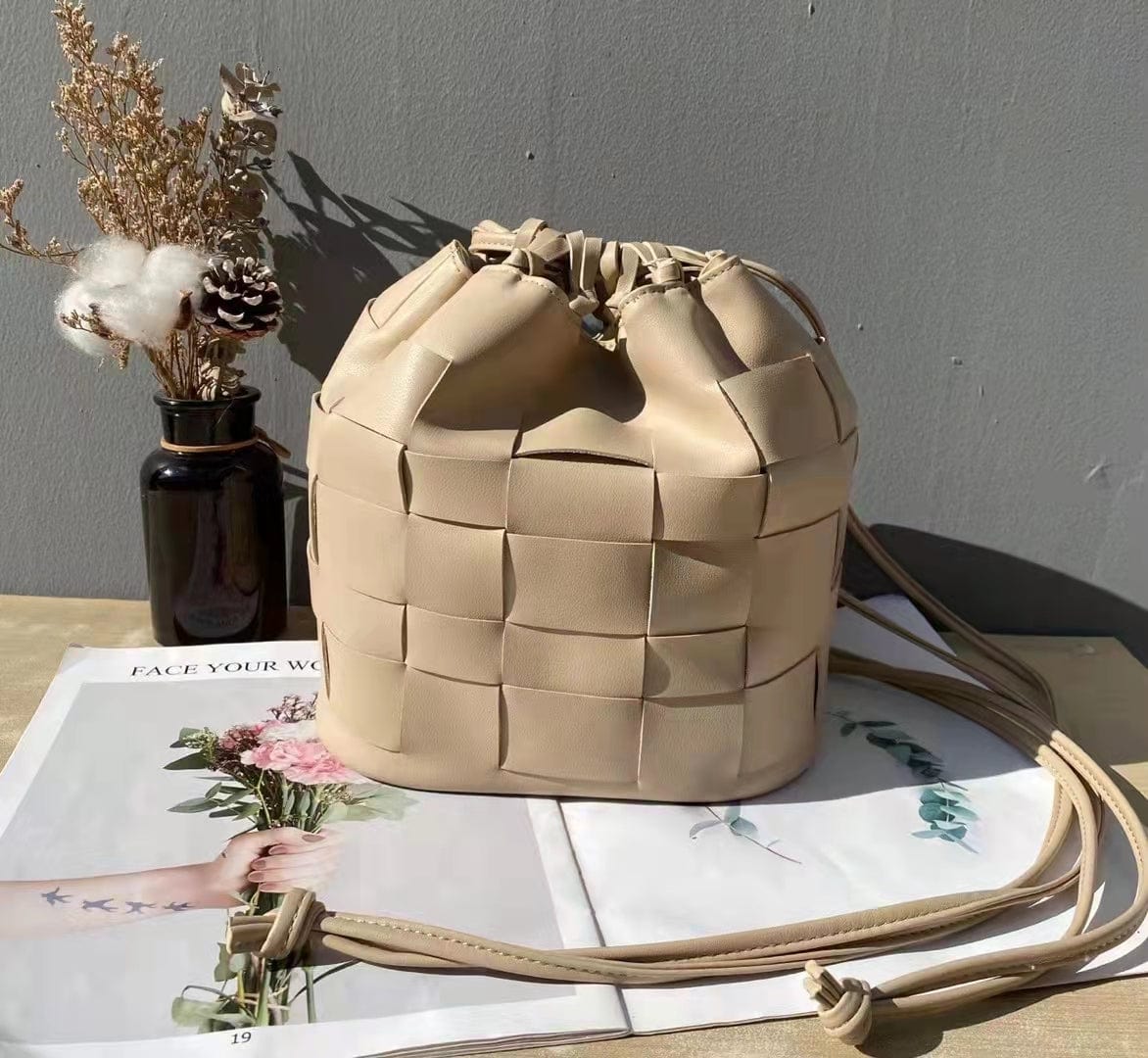 M / Beige 2022 Spring Winter Genuine Leather Bucket Handbag Famous Luxury Purse Handbag For Women