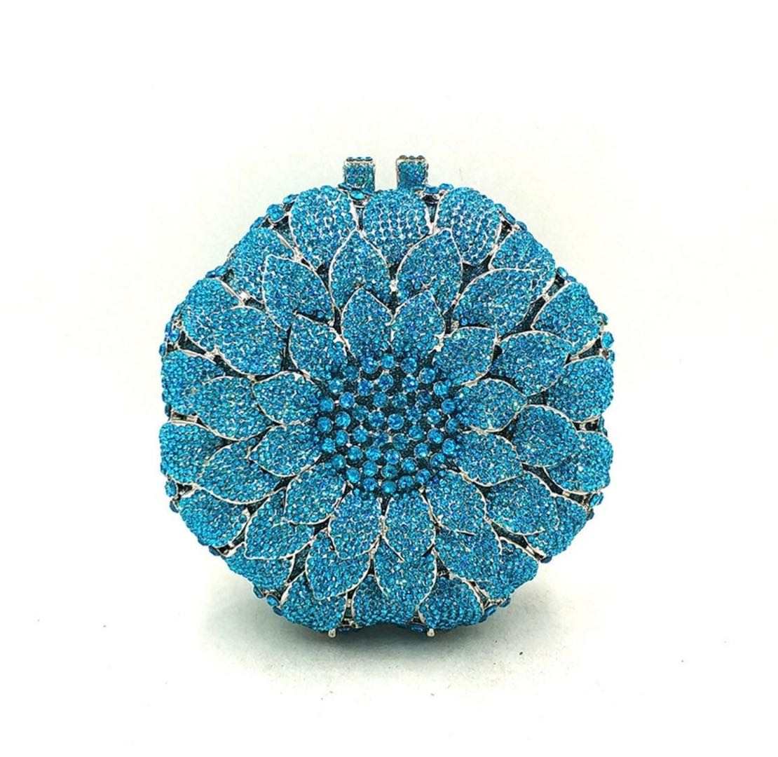 M / Blue Factory wholesales Custom Made Diamond Flower Shape Clutch Women Crystal Hard Metal Bridal Purse And Handbag Wedding