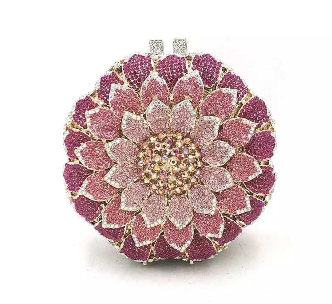 M / Pink Factory wholesales Custom Made Diamond Flower Shape Clutch Women Crystal Hard Metal Bridal Purse And Handbag Wedding