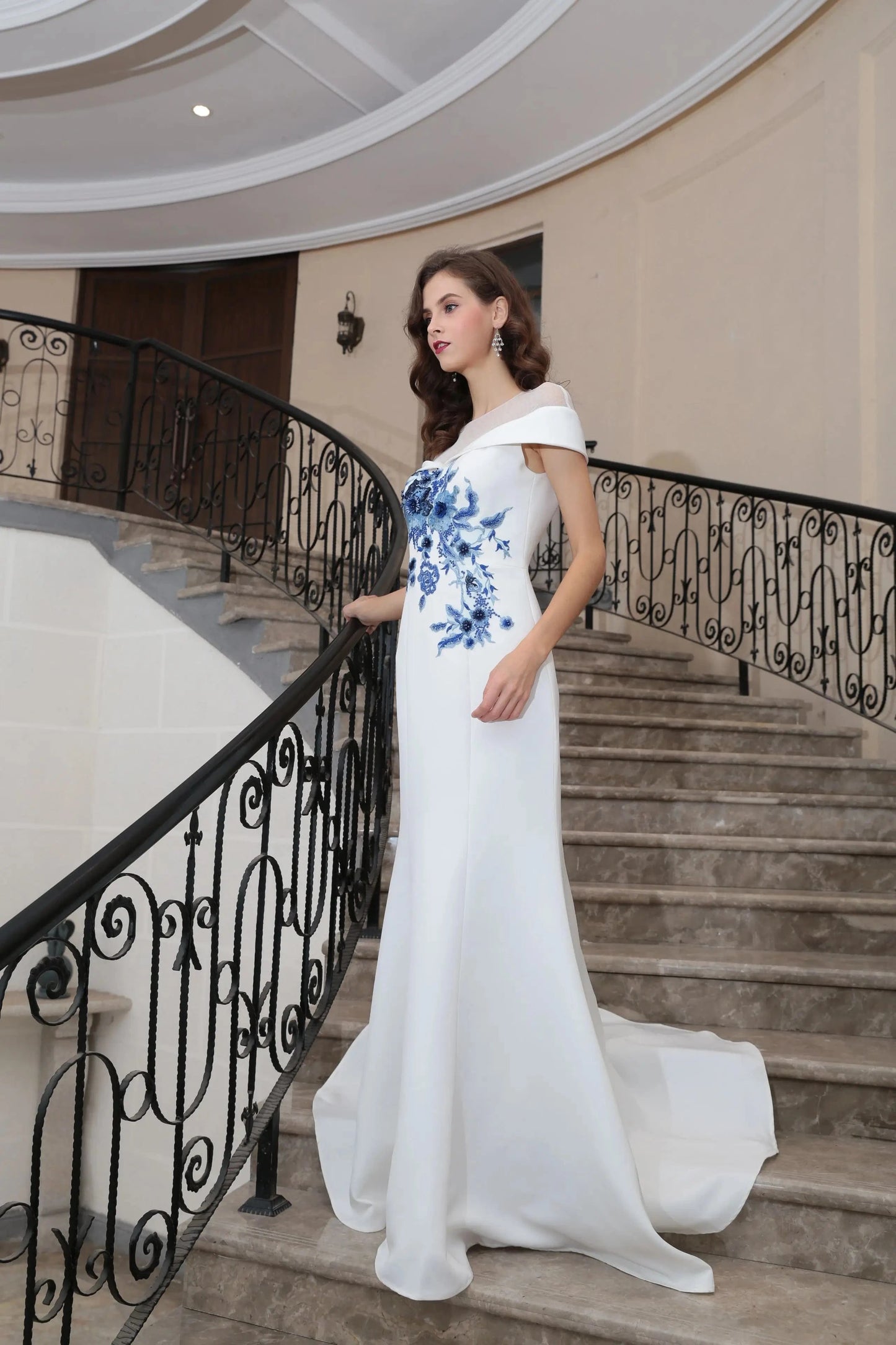 Most popular One-shoulder White Elegant Evening Gown Bridesmaid Long Fishtail Dress abiti da sera