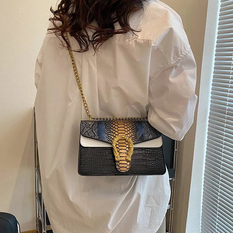 New Colored Shoulder Bag Premium small bag Fashion Versatile Trendy Women's Chain Crossbody Bag Advanced Snake Pattern Handbag