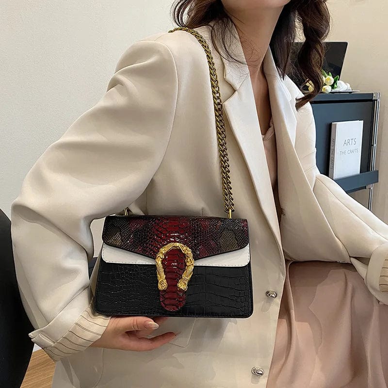 New Colored Shoulder Bag Premium small bag Fashion Versatile Trendy Women's Chain Crossbody Bag Advanced Snake Pattern Handbag