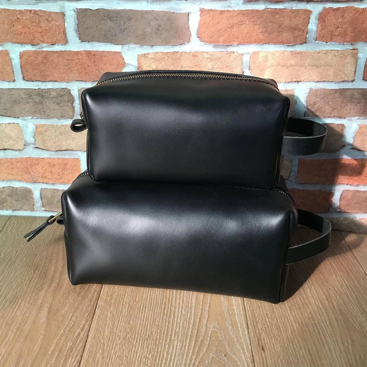 New fashion toiletry bag men leather travel toiletry bag Unisex Pouch for Travelling toiletry kit