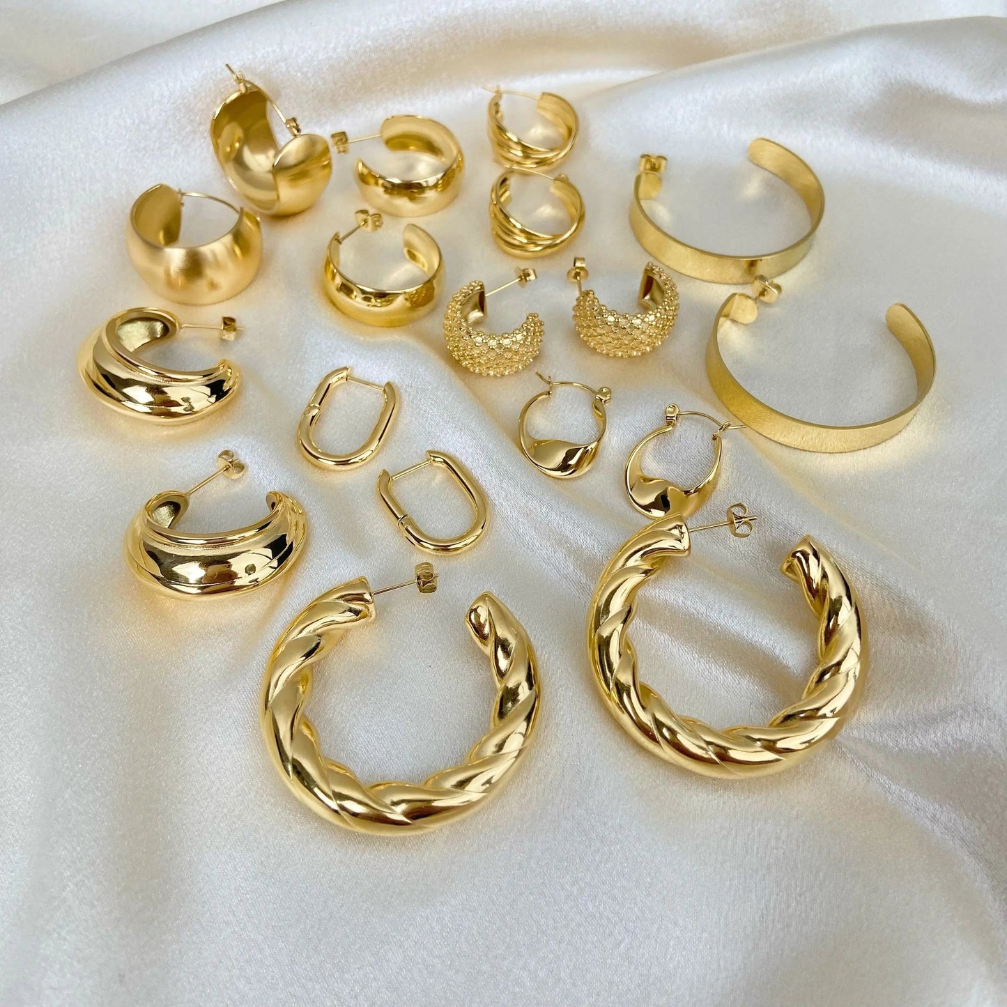 New Mesh/Rotating Geometric Huggie Hoop Earrings Titanium Steel Gold Plated Color Preservation Circle C Earrings