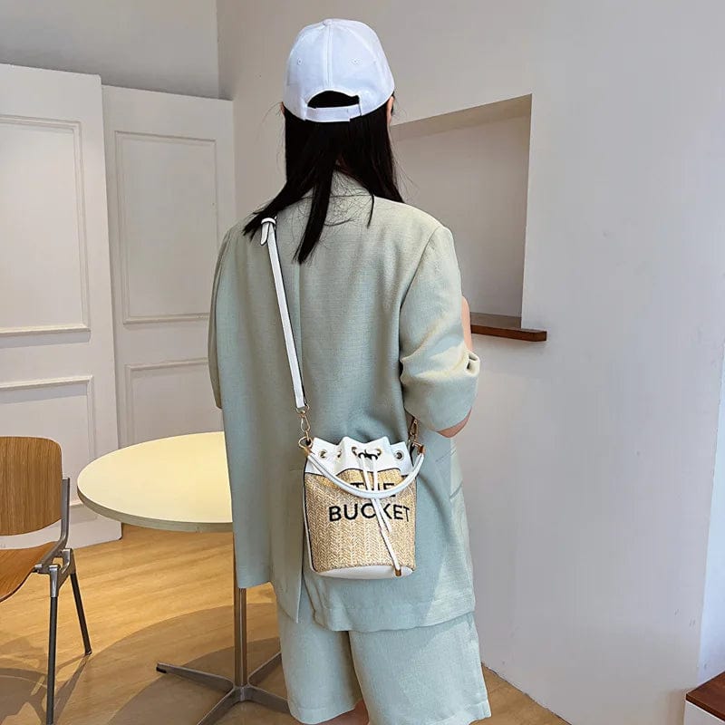 New Straw Bucket Tote Bag For Women Crossbody Female Handbag Solid Words Letter Leisure PU Luxury Designer Fashion Shoulder Bag