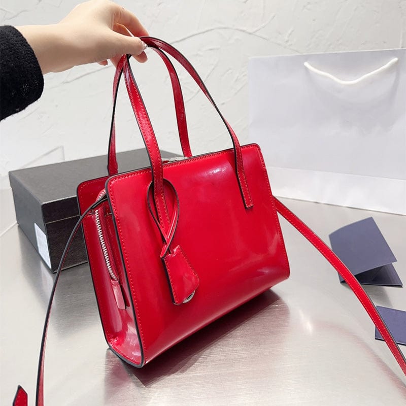 Newest famous brand cosmetic tote bags top quality genuine leather shoulder handbags for women