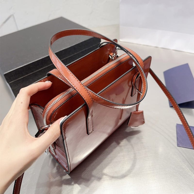 Newest famous brand cosmetic tote bags top quality genuine leather shoulder handbags for women