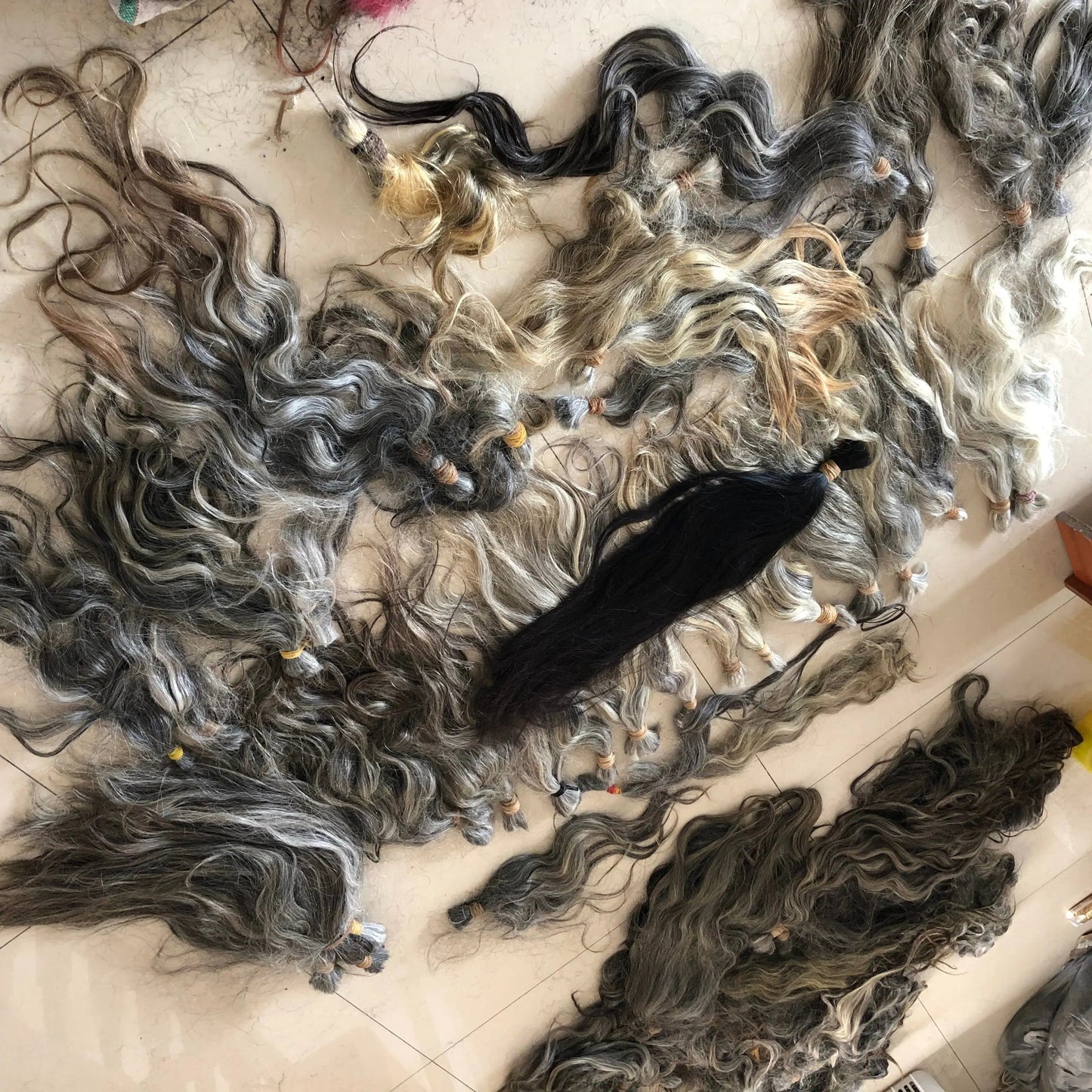 Ombre Wavy Natural Vietnamese Human Hair