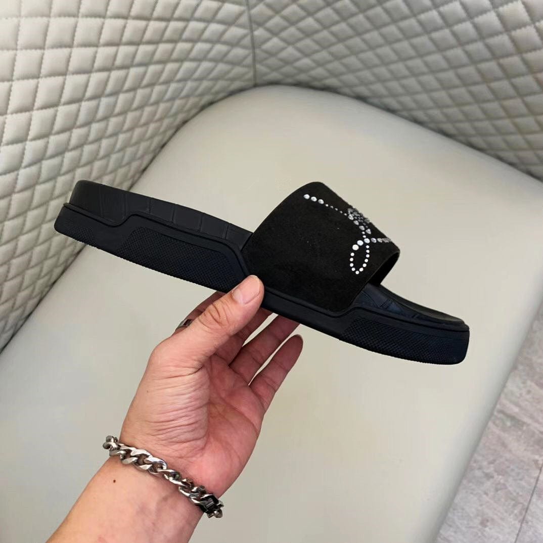 Original Luxury Designer Famous Brand LC Rivet Indoor Outdoor Beach Slides Slippers Sandals For Women Men