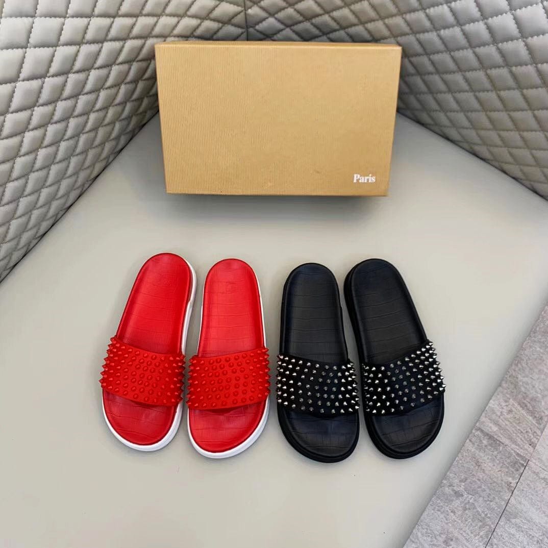 Original Luxury Designer Famous Brand LC Rivet Indoor Outdoor Beach Slides Slippers Sandals For Women Men