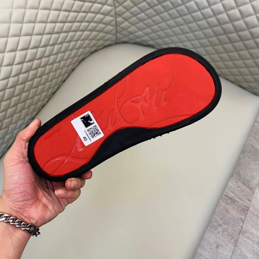 Original Luxury Designer Famous Brand LC Rivet Indoor Outdoor Beach Slides Slippers Sandals For Women Men