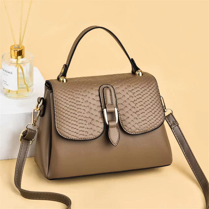 S / Apricot 2022 new fashion striped messenger bags simple low-key luxury wholesale shoulder bags solid color design Handbags