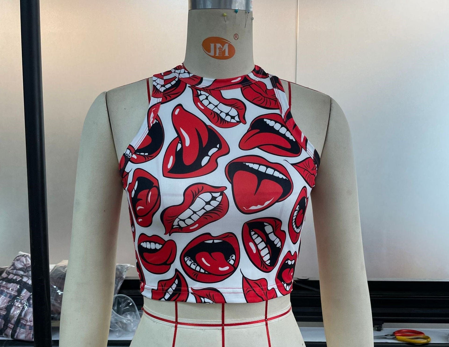 S / J Cheap Summer Girls Y2K Cute Crew Neck Womens Workout Crop Tank Tops Sexy Graphic Print Sleeveless Tank Top Women Vest