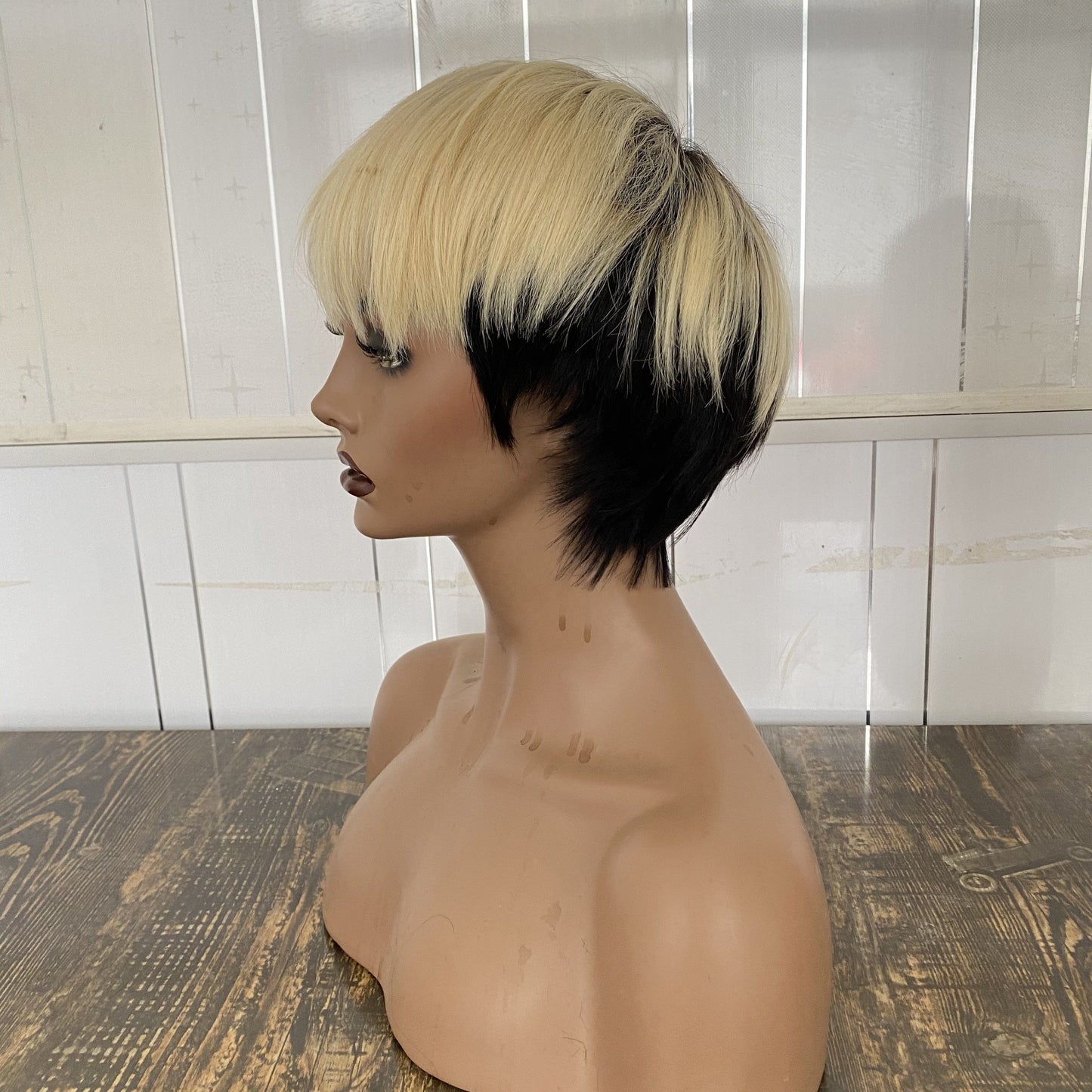 Short Bob Straight Pixie Cut None Lace Wig Ombre Black to Blonde Color Human Hair Lace Front Wigs