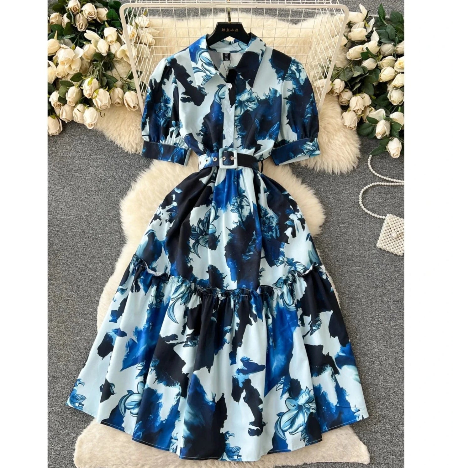 Slim Fitting Medium Length Short Sleeved Waist Closure Printed Shirt Single Breasted Dress With Belt