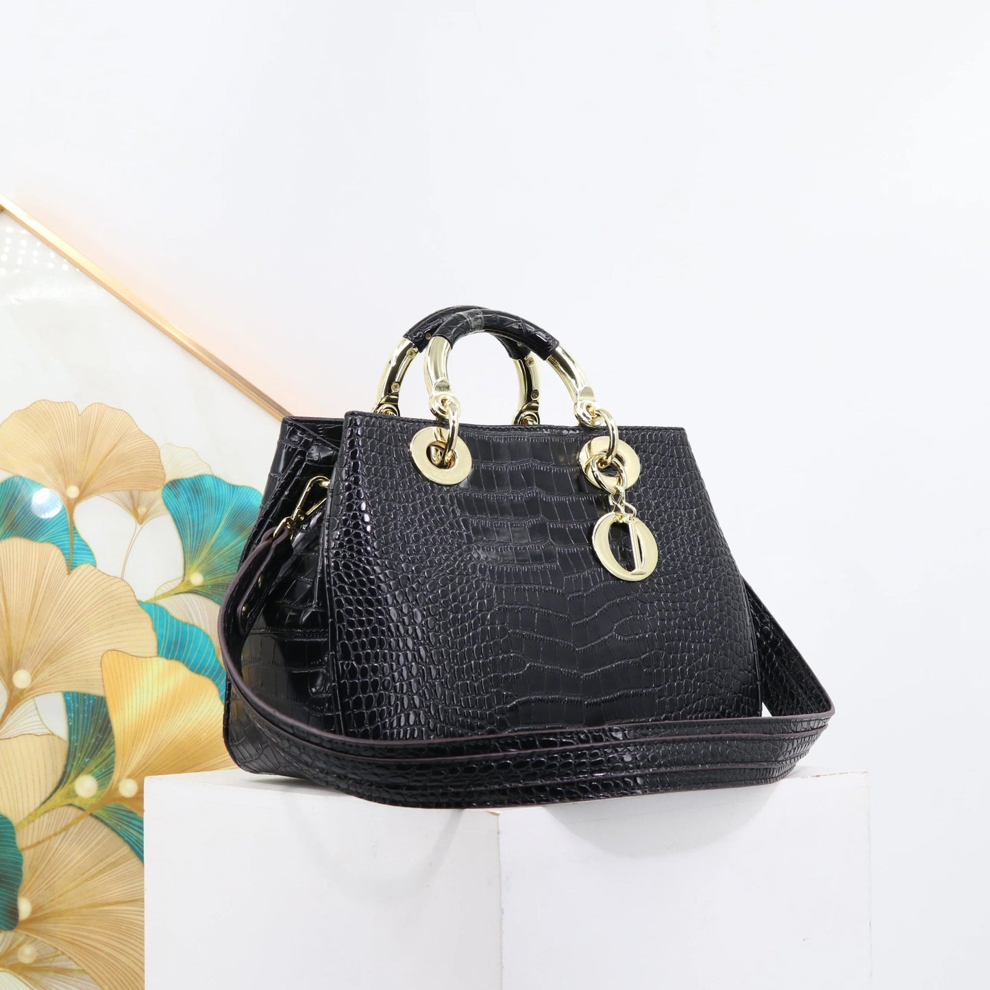 Supper product women's handbag quality crocodile leather shoulder bag for ladies fashion designer bag metal handle female bag 33