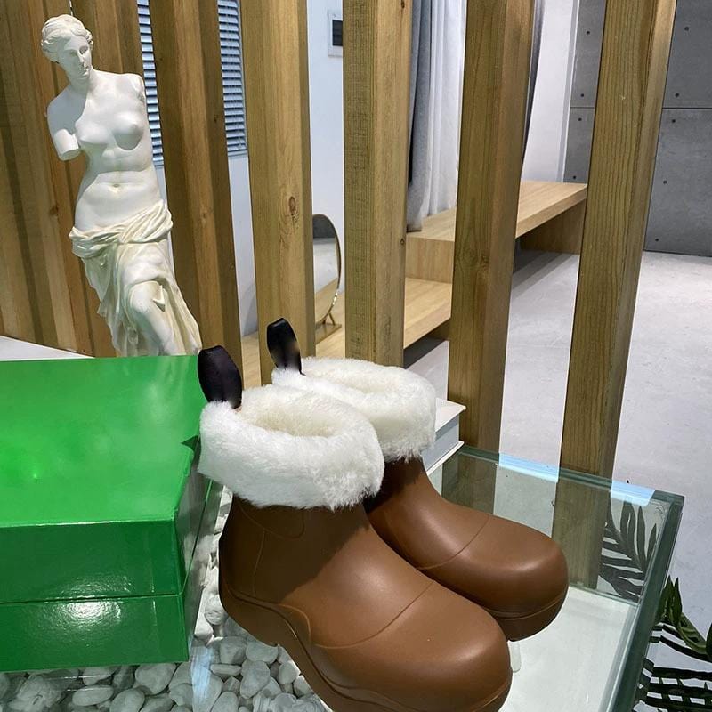 TX Fashionable thicken soled women rain boots shoes fleece warm waterproof short boots women