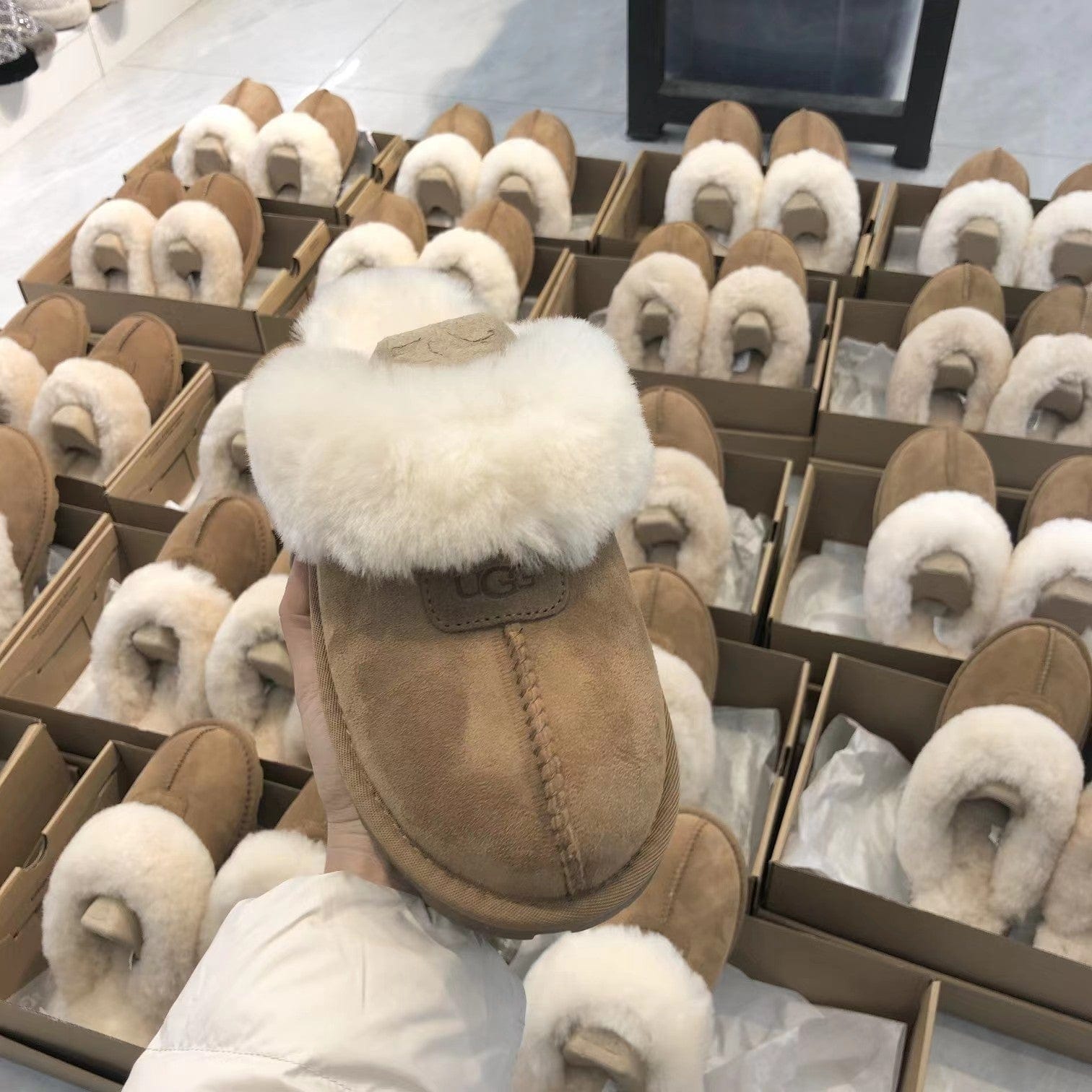 TX new style woolen faux fur slippers winter slipper round head outdoor suede snow boots women winter slippers