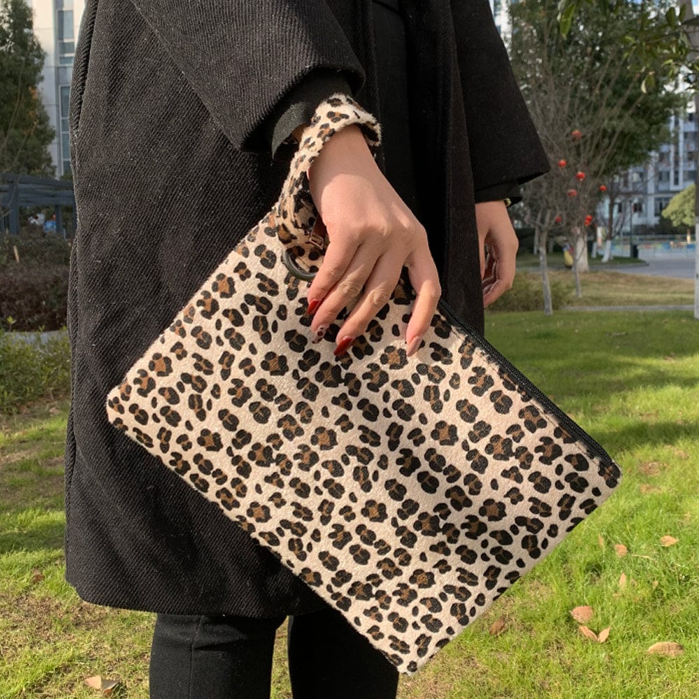 Women Leopard with Hair Oversized Clutch Bag Designer Large Capacity Clutch Handbag Lady Wristlet Purse Evening Bag For Girls