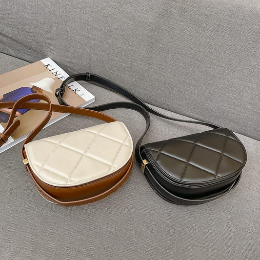 Women's Bag 2022 New Niche Design Rhombus Shoulder Mesengers Bag Small Fresh Versatile Semi -Circular Saddle Bag