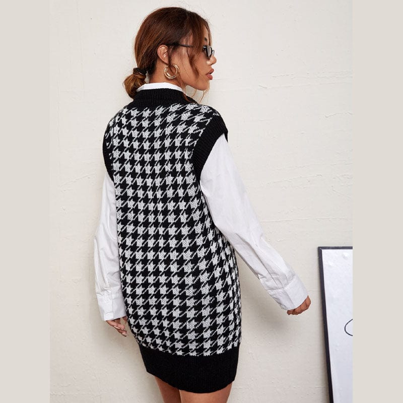 Women's European and American retro houndstooth plaid vest v-neck college style all-match knitted vest skirt ALW8616039