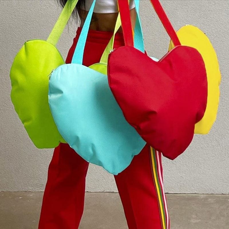XLL custom logo fashionable 2022 summer retro love heart zipper crossbody bags shoulder handbag women's messenger bags