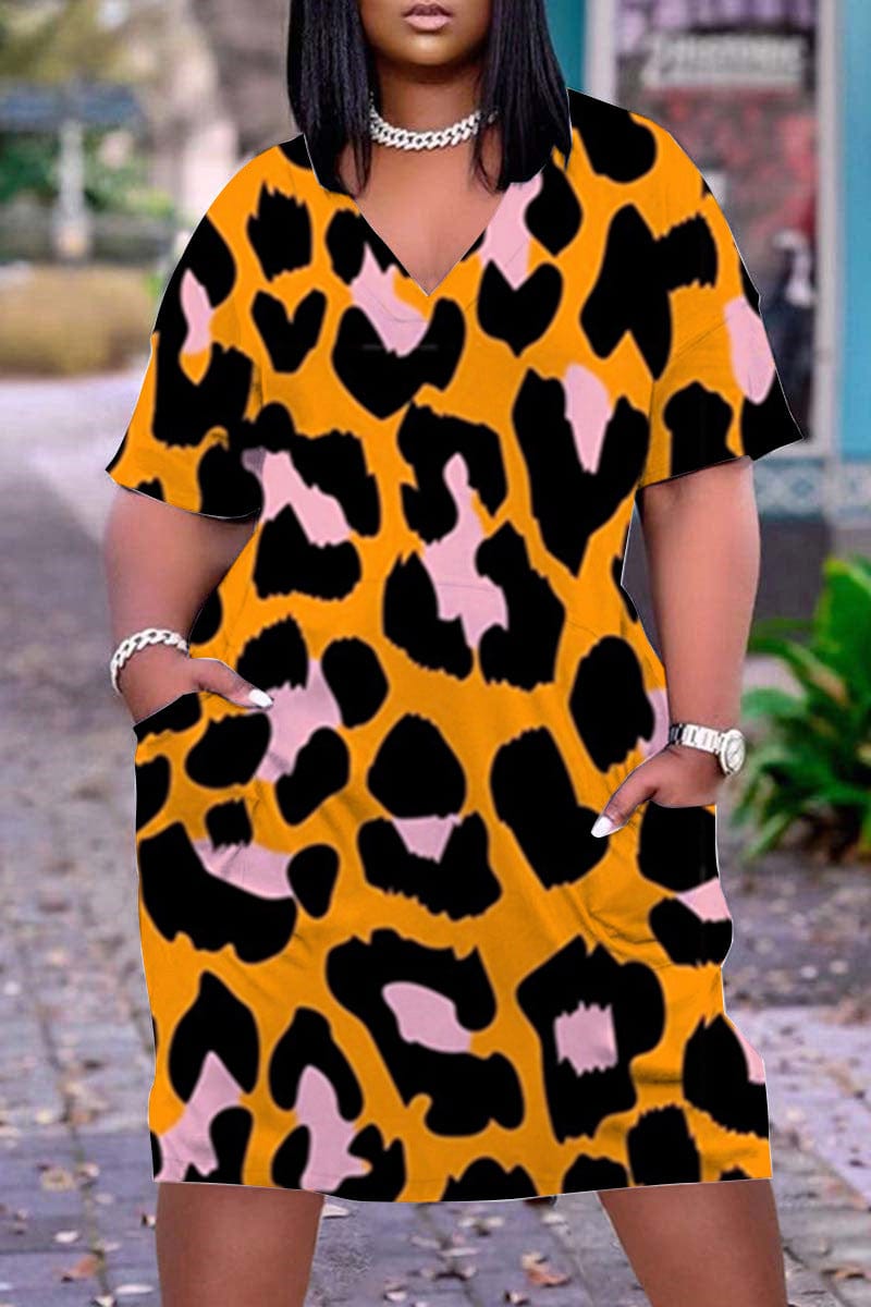 Z103092 Plus size summer dress with Pocket short Sleeves Print V Neck Straight loose Dresses