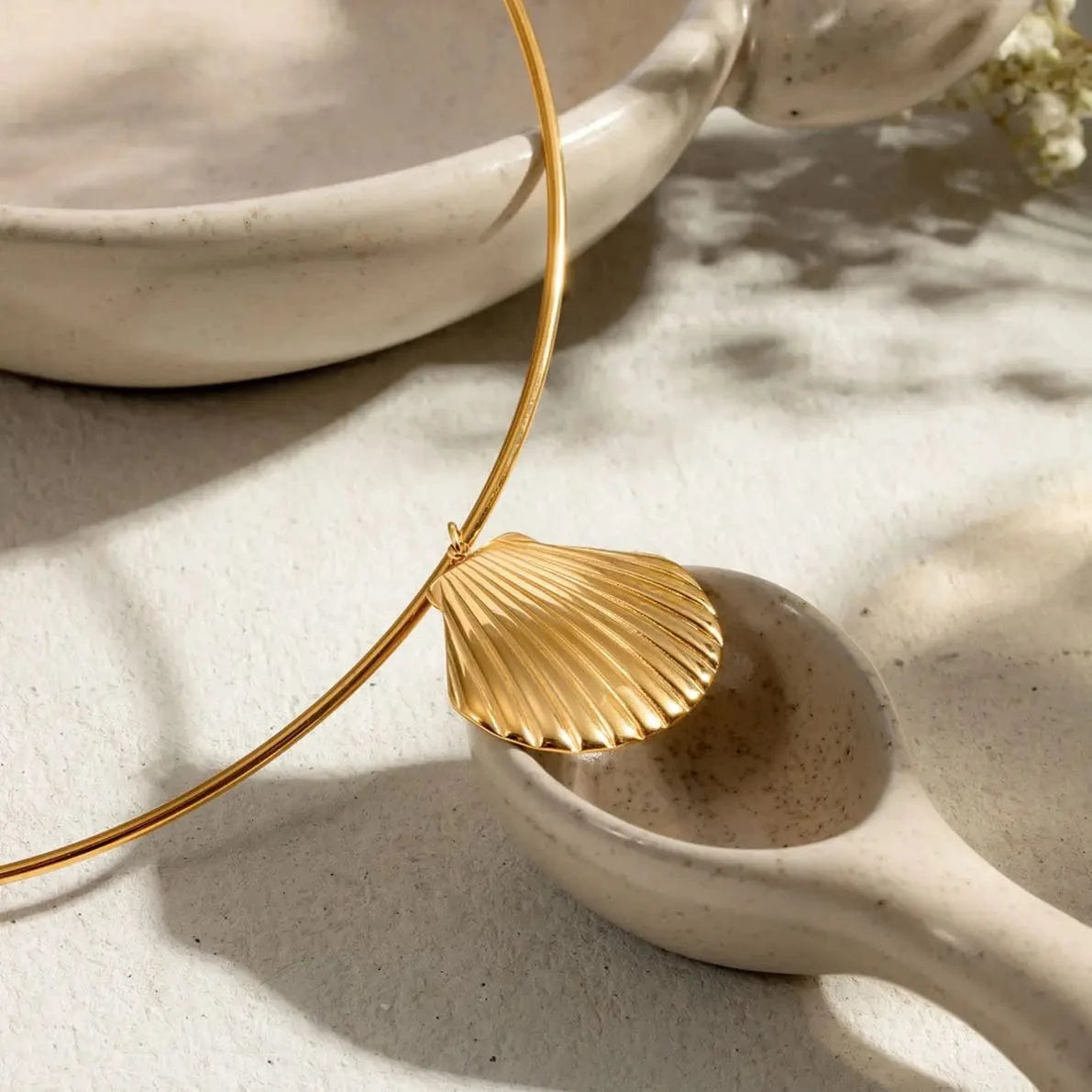 14.5cm / N2161 N2161 Jewelry Ocean Series Stainless Steel Choker Necklace Smooth Shell Pendant Collar Neck Choker Girls