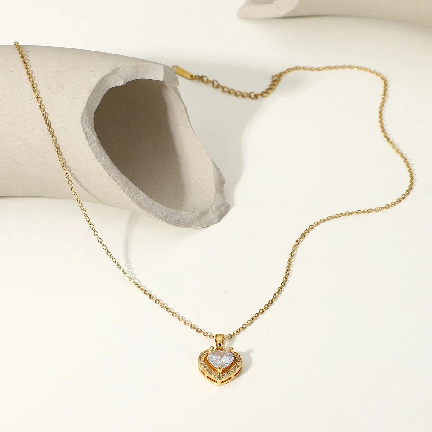 16inches / JDN20655 Exquisite Women Wedding Bridal Jewelry Stainless Steel Gold Large Single Shiny Crystal Heart Pendant Necklace For Engagement