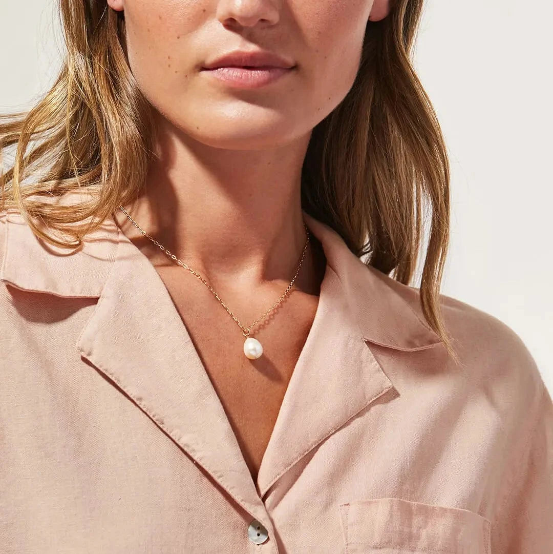 17 inches / JDN20386 Elegant Single Pearl Jewelry Stainless Steel Necklace 18K Gold Plated Clavicle Chain Pearl Pendant Necklaces For Women