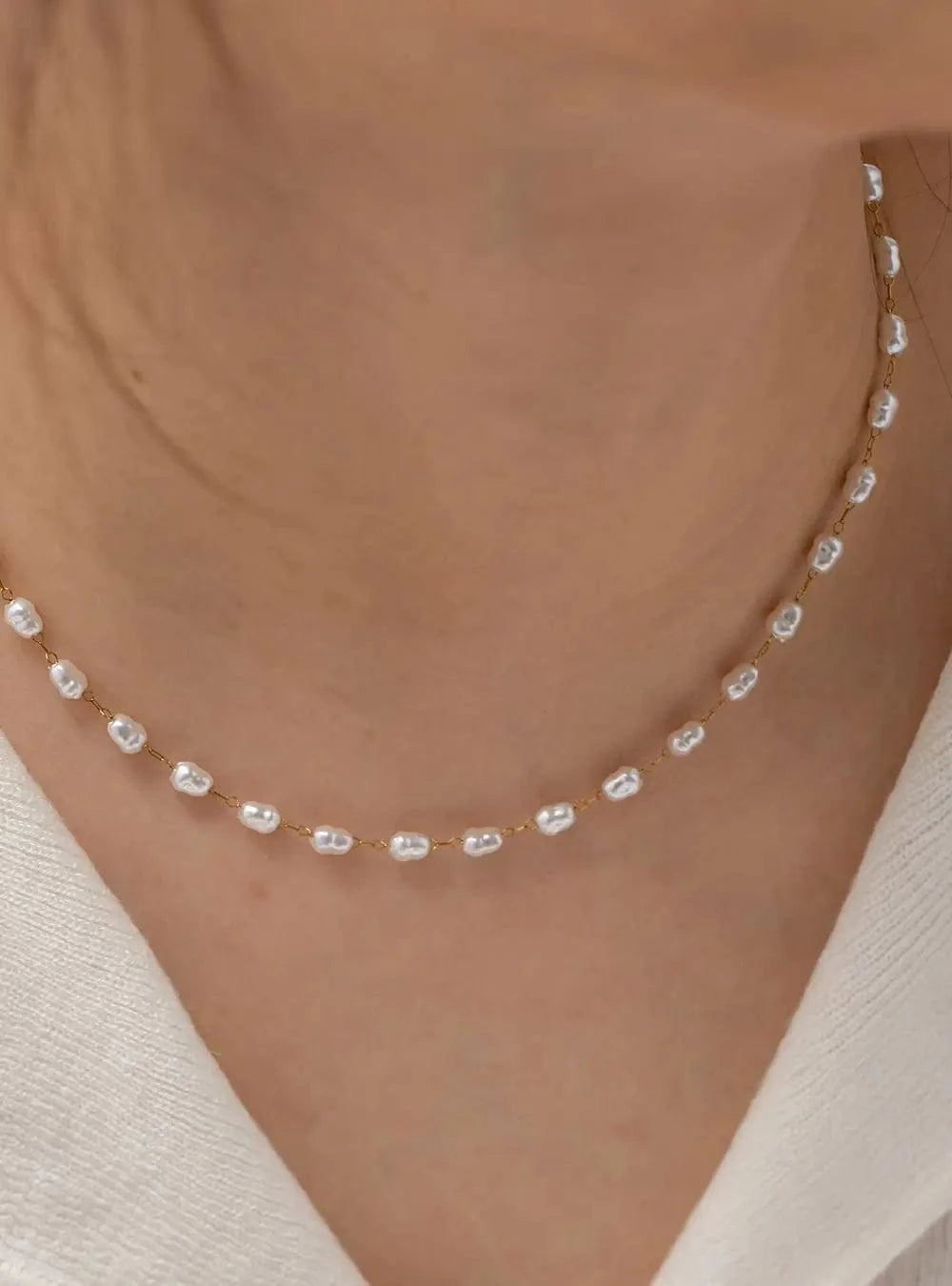 18inches / N2331 N2331 New Trendy 18K Gold Plated Stainless Steel Jewelry  Waterproof Retro Pearl Choker Necklace for Women