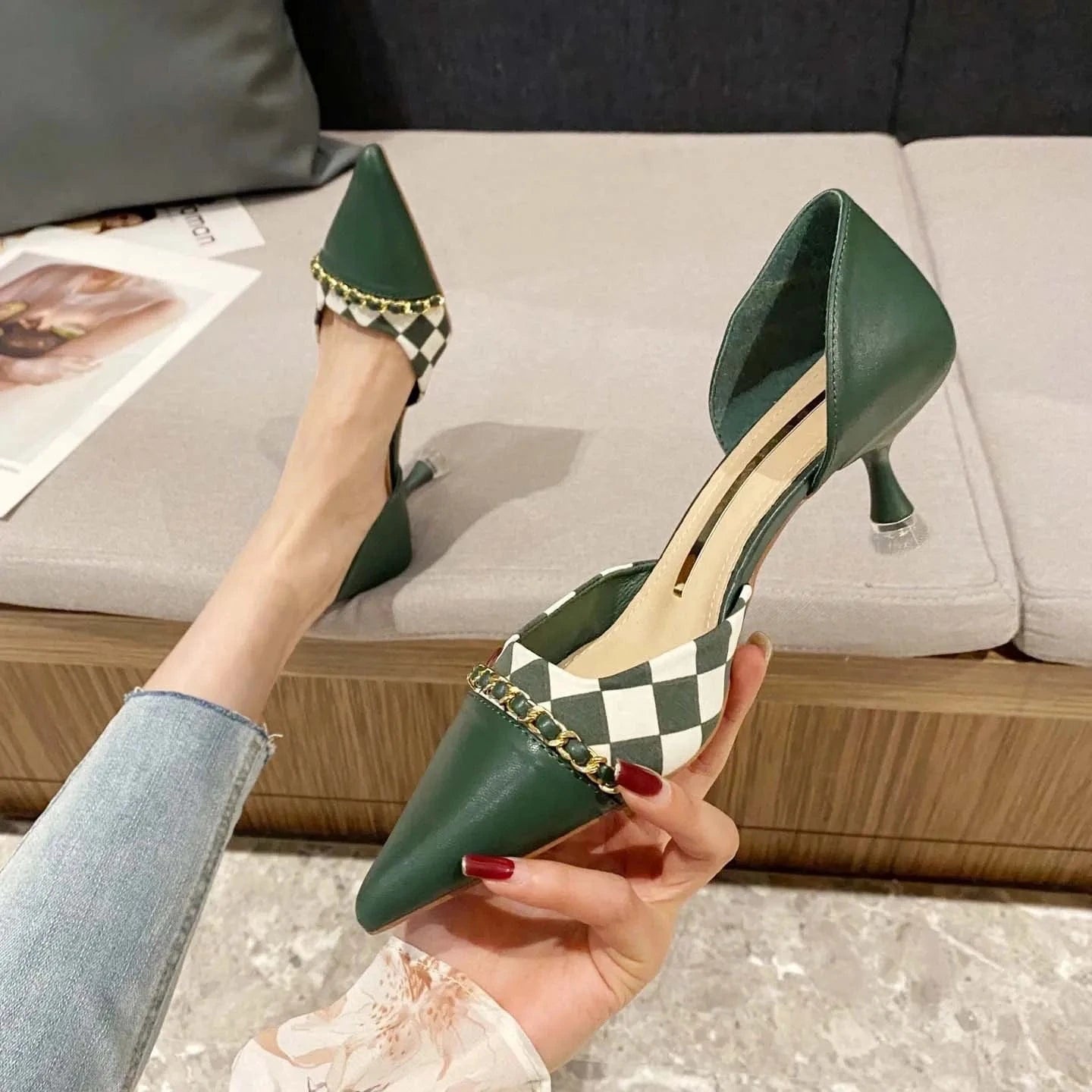 2022 New Female French Minority High Heel Stilettos Shallow Color Matching Mid Heel Sandals for Women